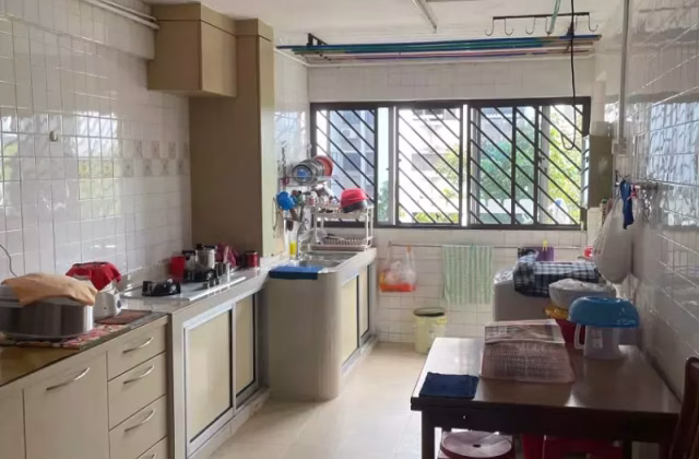 House Rent • Orchard • 536 Ang Mo Kio Avenue 10 • S$2700 • 3-Room (2 BR) • 731ft² / 67m²