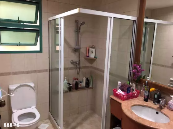 Room Rent • Outram •  Sims Residences • S$1600 • Apartment • Master Room Photo