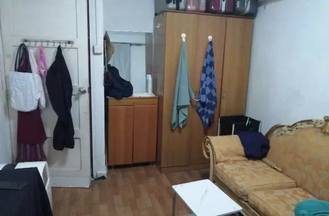 Room Rent • Outram • 38 Circuit Road • S$1200 • 4-Room (3 BR) • Common Room