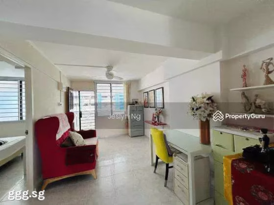 House Rent • Lim Chu Kang • 208 Boon Lay Place • S$3500 • 3-Room (2 BR) •  Photo