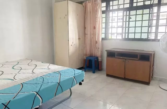 Room Rent • Western Water Catchment • 367A Tampines Street 34 • S$1100 • 3-Room (2 BR) • Common Room