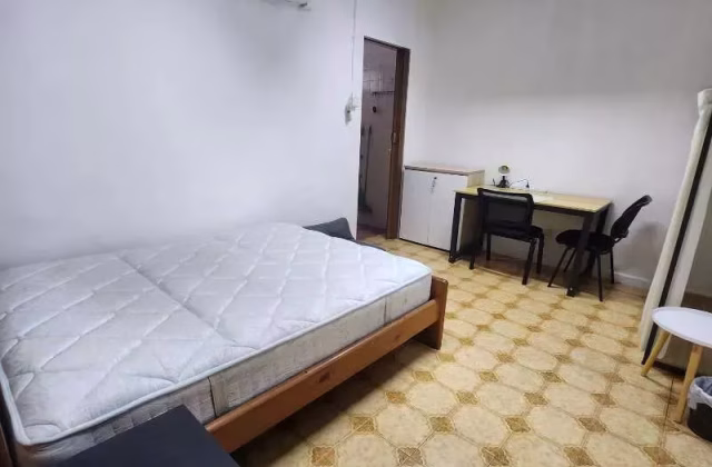 Room Rent • Orchard •  Sembawang Hills Estate • S$1400 • Shophouse • Master Room