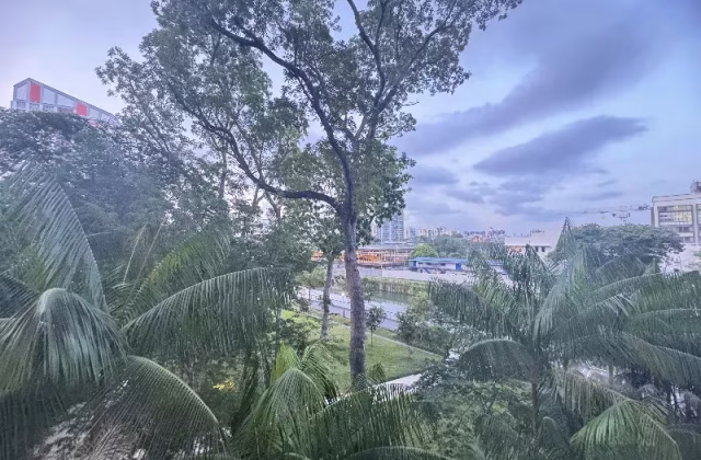 House Sale • Downtown Core • 157 Bishan Street 13 • S$950000 • 5-Room (4 BR) • 1410ft² / 130m²
