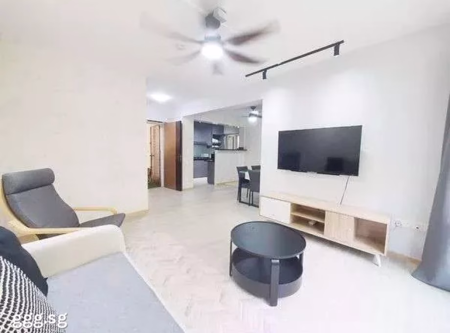 House Sale • Bukit Batok • 461A Bukit Batok West Avenue 8 • S$600000 • 4-Room (3 BR) • 1001ft² / 92m² Photo