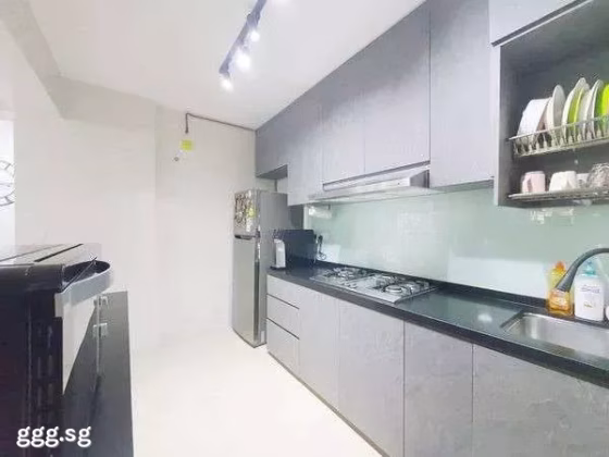 House Sale • Bukit Batok • 461A Bukit Batok West Avenue 8 • S$600000 • 4-Room (3 BR) • 1001ft² / 92m² Photo