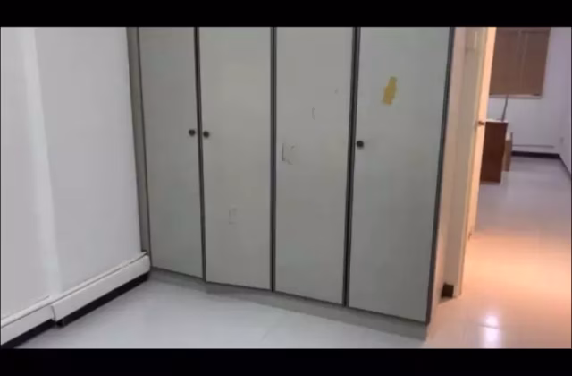 Room Rent • Rochor •  Yishun Street 71 • S$450 • 4-Room (3 BR) • Master Room