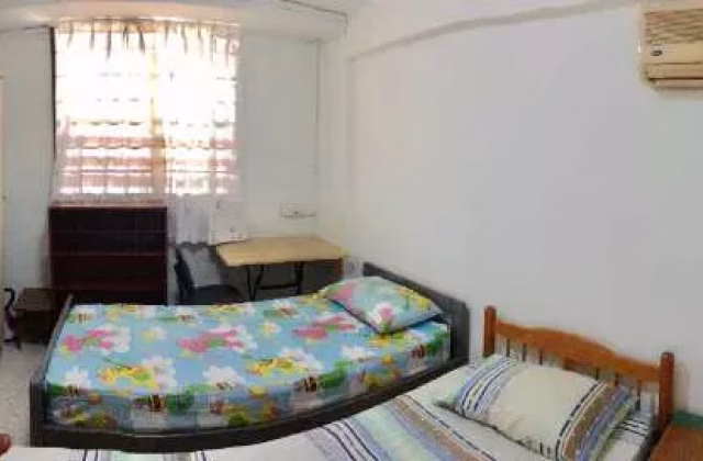 Room Rent • Outram • 24 Eunos Crescent • S$500 • 3-Room (2 BR) • Room Sharing