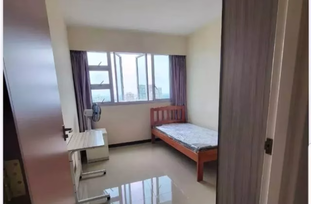 Room Rent • Sembawang • 101 Woodlands Street 13 • S$850 • 4-Room (3 BR) • Common Room