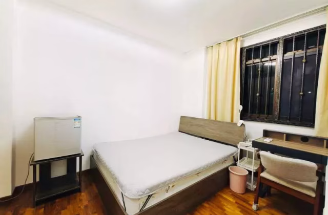 Room Rent • Lim Chu Kang • 272A Jurong West Street 24 • S$1000 • 3-Room (2 BR) • Common Room