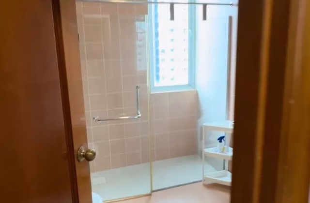 Room Rent • Newton •  The Huntington • S$1750 • Apartment • Common Room