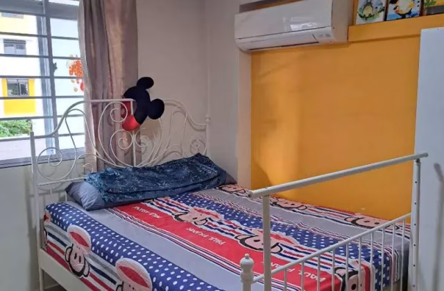 Room Rent • Outram • 20 Eunos Crescent • S$360 • 3-Room (2 BR) • Common Room