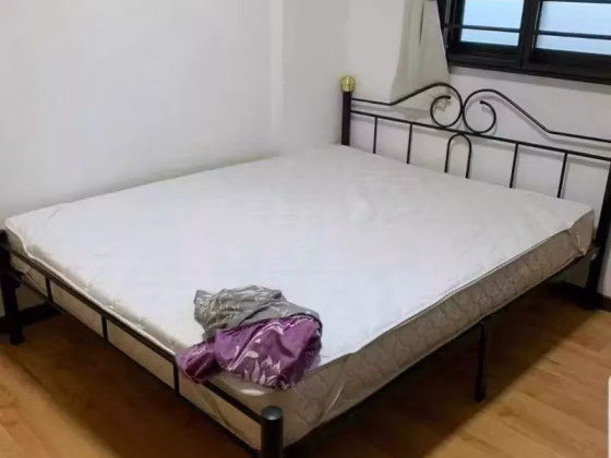 Room Rent • Central Water Catchment • 330 Serangoon Avenue 3 • S$1500 • 4-Room (3 BR) • Master Room Photo