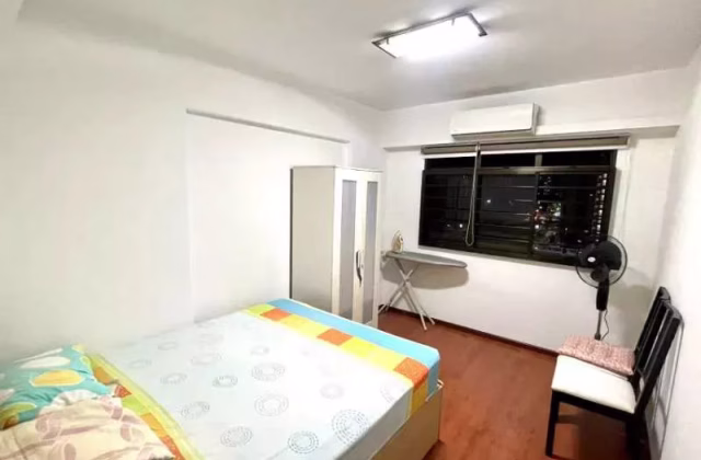 Room Rent • Singapore River • 984A Buangkok Link • S$800 • 4-Room (3 BR) • Common Room