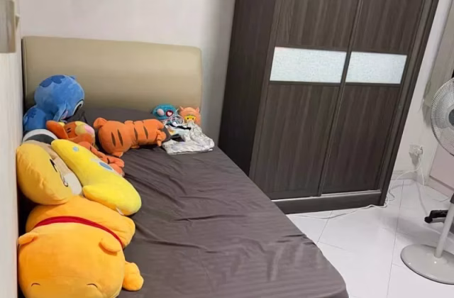Room Rent • Sembawang • 736 Woodlands Circle • S$900 • 4-Room (3 BR) • Common Room