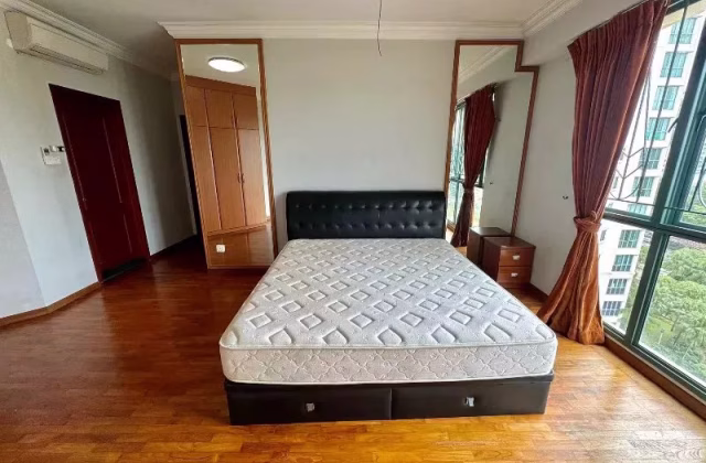 Room Rent • Geylang •  Yew Mei Green • S$1900 • Apartment • Master Room