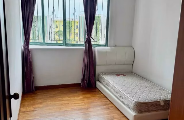 Room Rent • Geylang •  Yew Mei Green • S$1450 • Apartment • Common Room