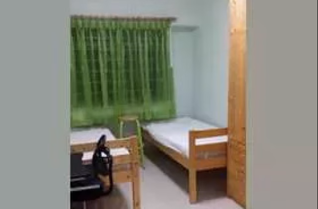 Room Rent • Geylang • 461 Choa Chu Kang Avenue 4 • S$800 • 5-Room (4 BR) • Common Room