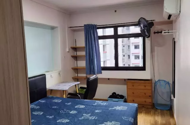 Room Rent • Bishan • 122B Sengkang East Way • S$850 • Executive HDB • Common Room