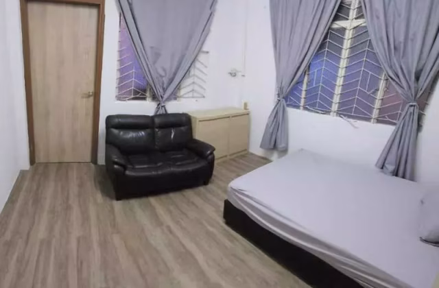 Room Rent • Outram • 1 Joo Chiat Road • S$1000 • 3-Room (2 BR) • Common Room