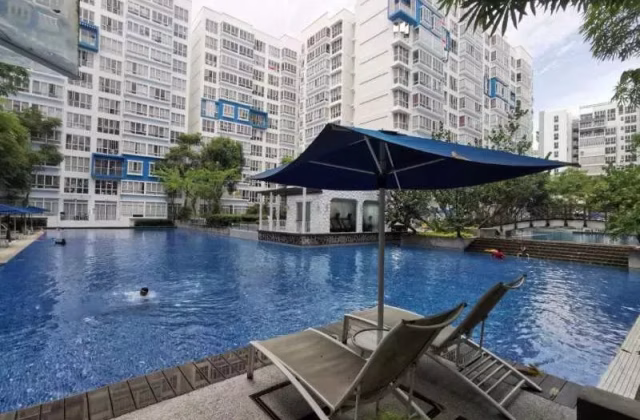 Room Rent • Sembawang •  La Casa • S$1500 • Condo • Master Room