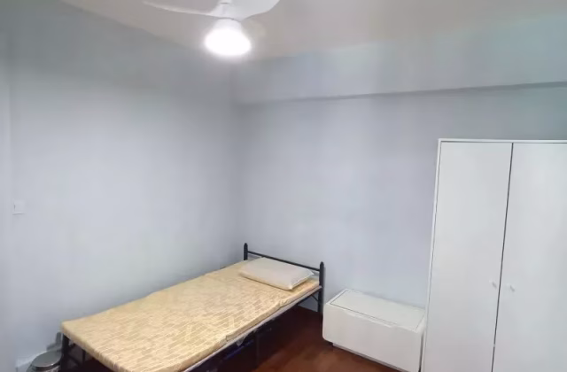 Room Rent • Changi • 195E Punggol Road • S$800 • 3-Room (2 BR) • Common Room