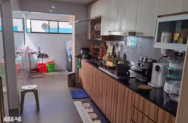 Room Rent • Sembawang • 553 Woodlands Drive 44 • S$600 • 5-Room (4 BR) • Common Room