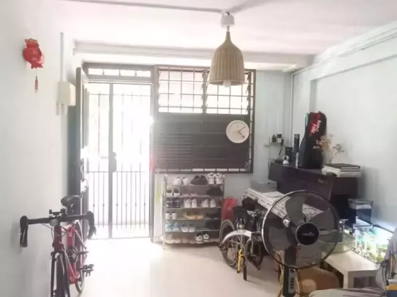 Room Rent • Choa Chu Kang • 6 Ghim Moh Road • S$550 • 3-Room (2 BR) • Room Sharing Photo