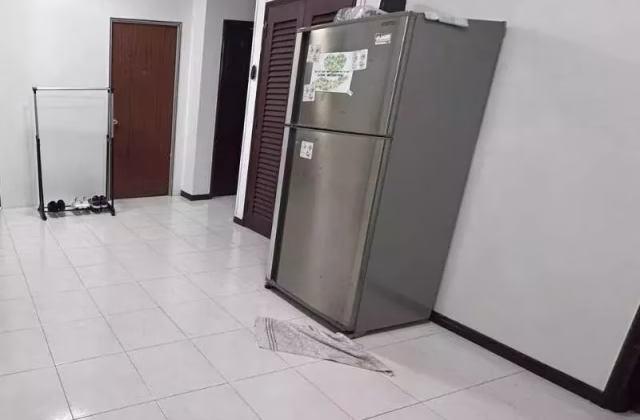 Room Rent • Outram • LORONG 7 GEYLANG (388803) • S$1000 • 5-Room (4 BR) • Common Room