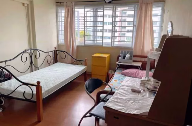 Room Rent • Outram • 6 Haig Road • S$550 • 4-Room (3 BR) • Common Room