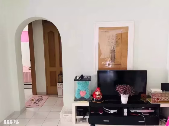 Room Rent • Rochor • 366 Yishun Ring Road • S$500 • 4-Room (3 BR) • Common Room Photo