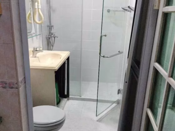 Room Rent • Marine Parade • 35 Lorong 5 Toa Payoh • S$1550 • 3-Room (2 BR) • Master Room Photo