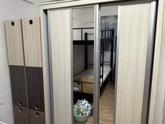 Room Rent • Bukit Batok • 324 Bukit Batok Street 33 • S$350 • 3-Room (2 BR) • Room Sharing Photo