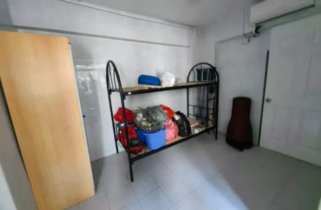 Room Rent • Museum • 112 Mcnair Road • S$500 • 3-Room (2 BR) • Master Room