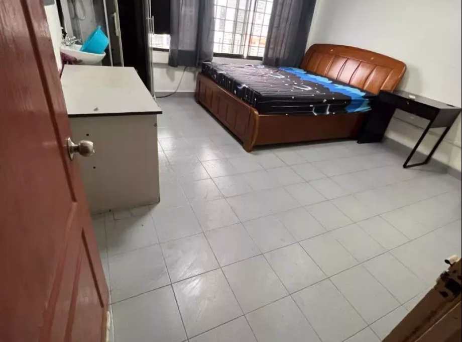 Room Rent • Changi Bay •  People's Park Complex • S$1400 • Apartment • Common Room Photo