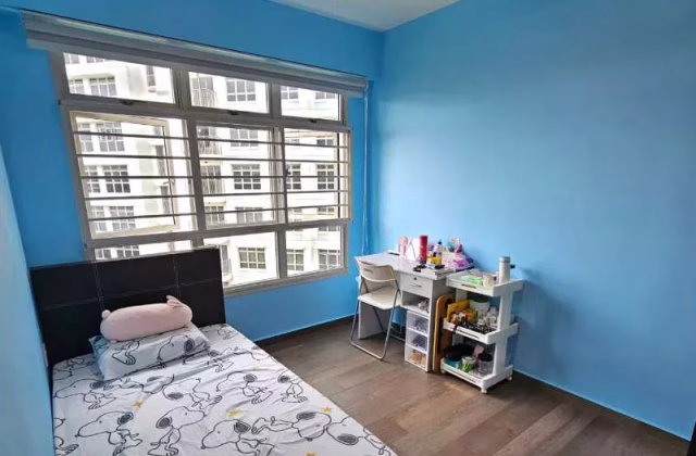 Room Rent • Changi • 325B Sumang Walk • S$880 • 3-Room (2 BR) • Common Room
