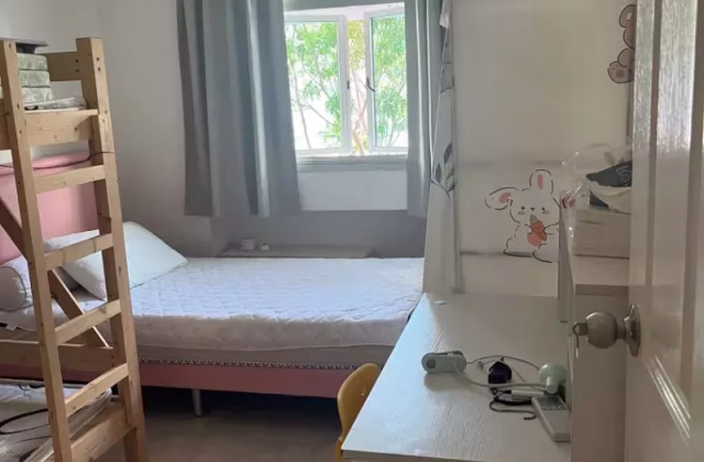 Room Rent • Changi • 126C Edgedale Plains • S$450 • 4-Room (3 BR) • Room Sharing