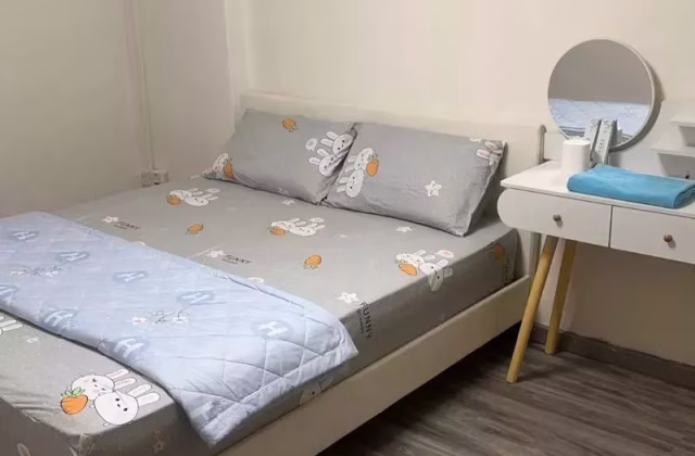 Room Rent • Geylang • 561 Choa Chu Kang North 6 • S$1300 • 5-Room (4 BR) • Master Room