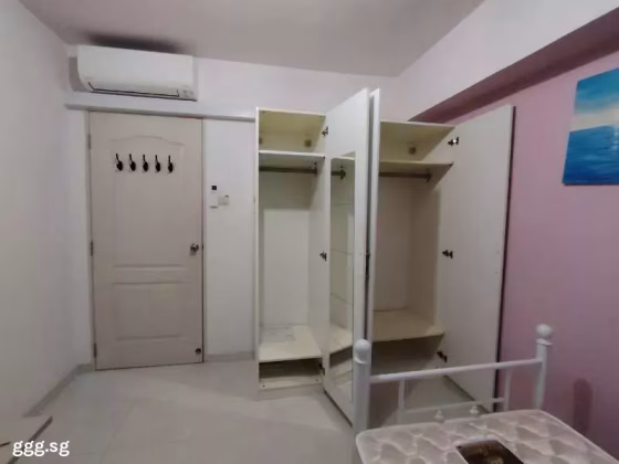 Room Rent • Bishan • 324A Sengkang East Way • S$800 • 3-Room (2 BR) • Common Room Photo