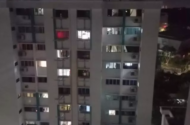 Room Rent • Sembawang • 123 Marsiling Rise • S$480 • 5-Room (4 BR) • Common Room
