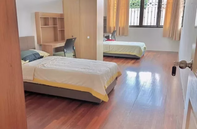 Room Rent • Outram •  Blossom Mansions • S$900 • Apartment • Common Room