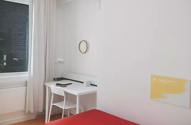 Room Rent • Newton • 110 Whampoa Road • S$1000 • 4-Room (3 BR) • Common Room