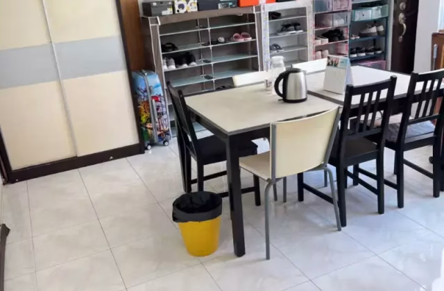 Room Rent • Western Water Catchment • 459 Tampines Street 42 • S$1000 • 4-Room (3 BR) • Common Room