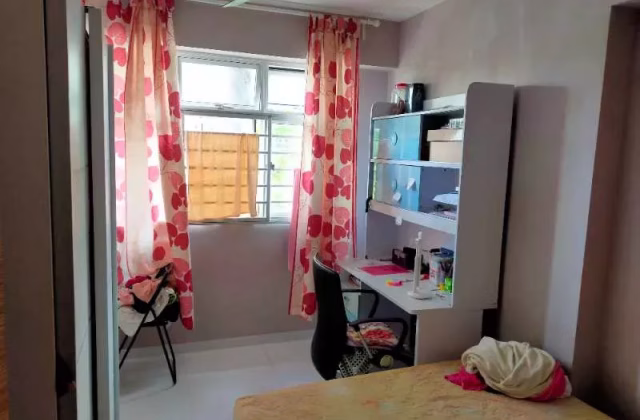 Room Rent • Bukit Batok • 451B Bukit Batok West Avenue 6 • S$950 • 3-Room (2 BR) • Common Room