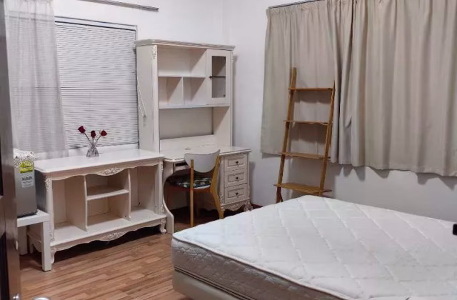 Room Rent • Newton •  Treasure Loft • S$1400 • Apartment • Master Room