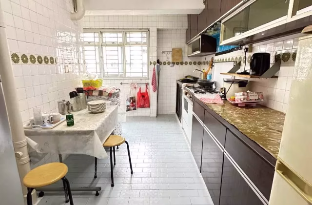 House Sale • Orchard • 101 Ang Mo Kio Avenue 3 • S$560000 • 3-Room (2 BR) • 990ft² / 91m²