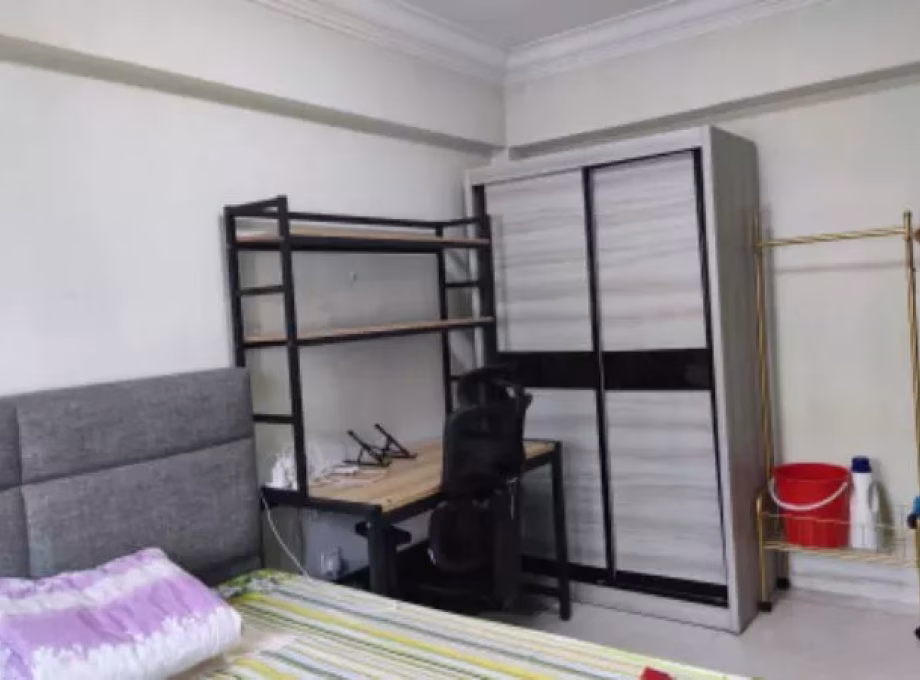 Room Rent • Lim Chu Kang • 651A Jurong West Street 61 • S$1200 • 4-Room (3 BR) • Common Room Photo