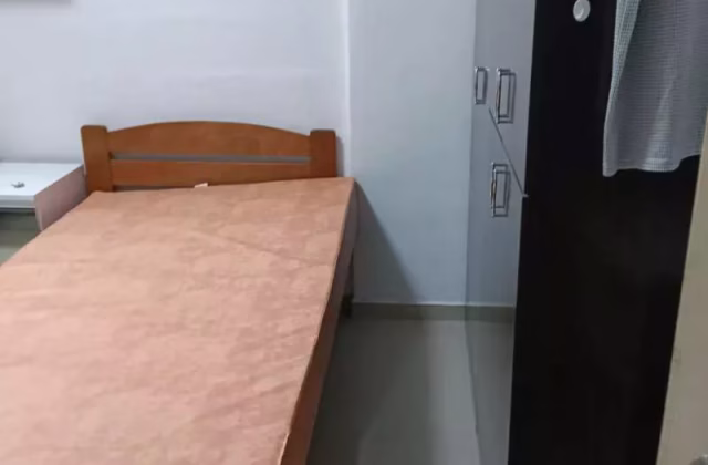 Room Rent • Singapore River • 320 Hougang Avenue 5 • S$500 • 4-Room (3 BR) • Room Sharing