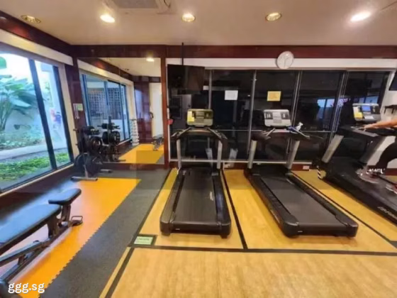 Room Rent • Bukit Batok •  Hilltop Grove • S$1200 • Condo • Master Room Photo