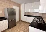 Room Rent • Tengah •  The Cairnhill • S$2000 • Condo • Maid Room