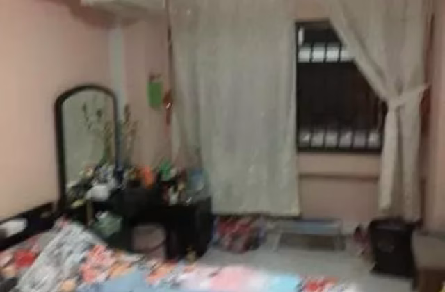 Room Rent • Ang Mo Kio • 192 Pasir Ris Street 12 • S$1000 • 5-Room (4 BR) • Common Room
